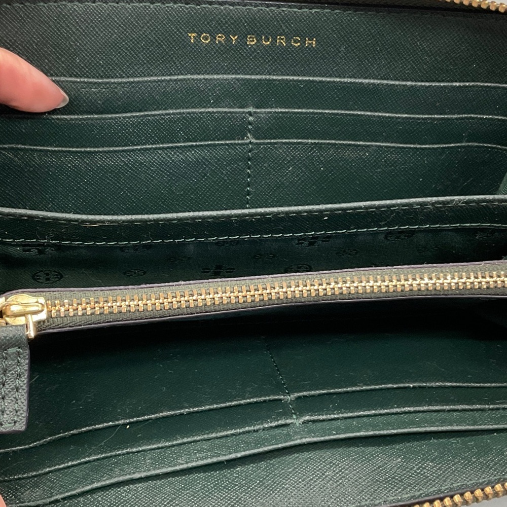 Tory Burch Black Wallet with Gold Accent - Picture 4 of 4
